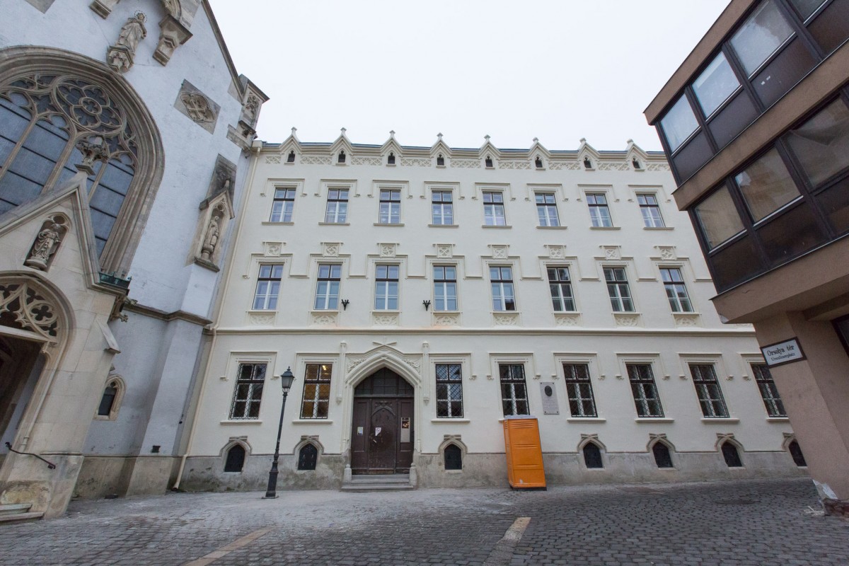Sopron Szent Orsolya Iskola felújítása